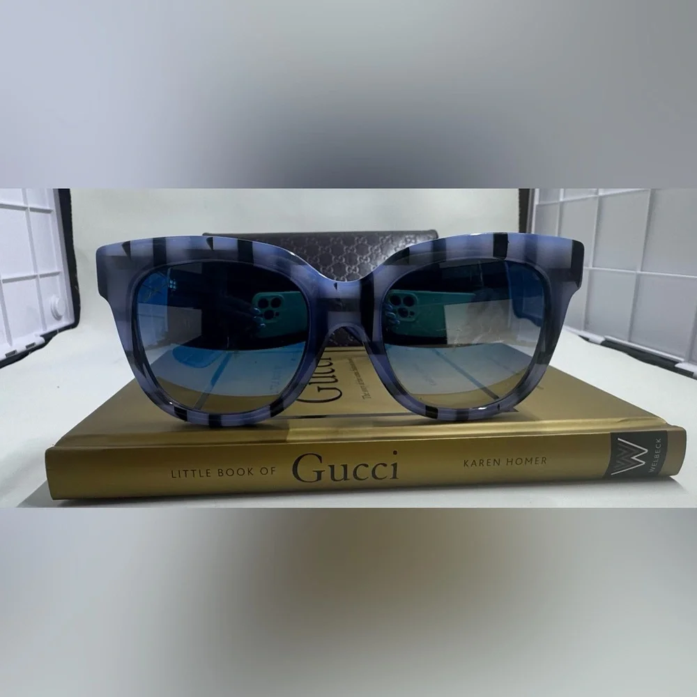 Gucci Black& Blue GUCCI Acetate Sunglasses - Picture 1 of 16